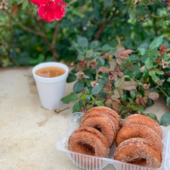 Virginia’s Autumn Apple Harvest—Bushels and Barrels of Fun for Everyone!